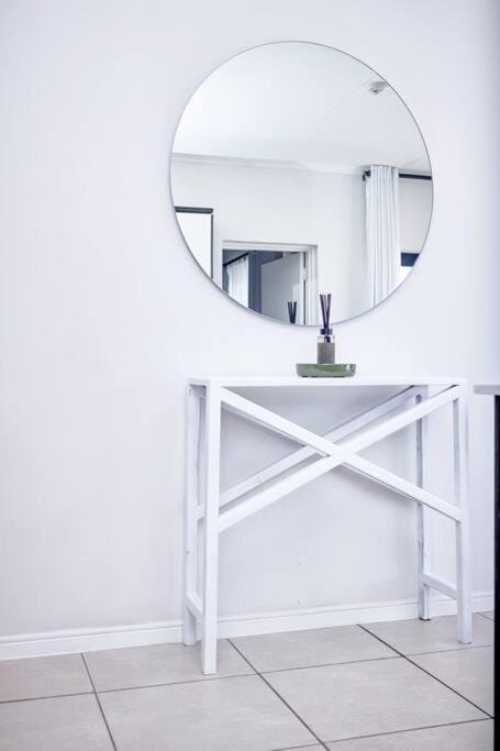 1d - Serene Retreat of Parklands Apartment in Cape Town