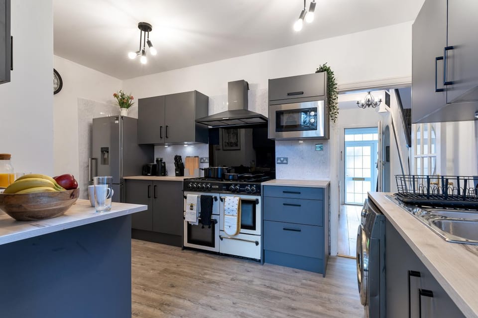 Kitchen or kitchenette, minibar, pet friendly, stove, toaster