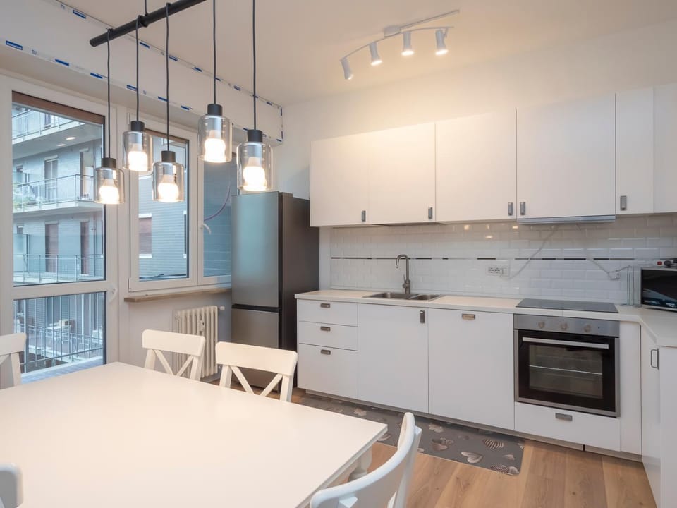 Kitchen or kitchenette, Dining area, minibar, pet friendly, stove