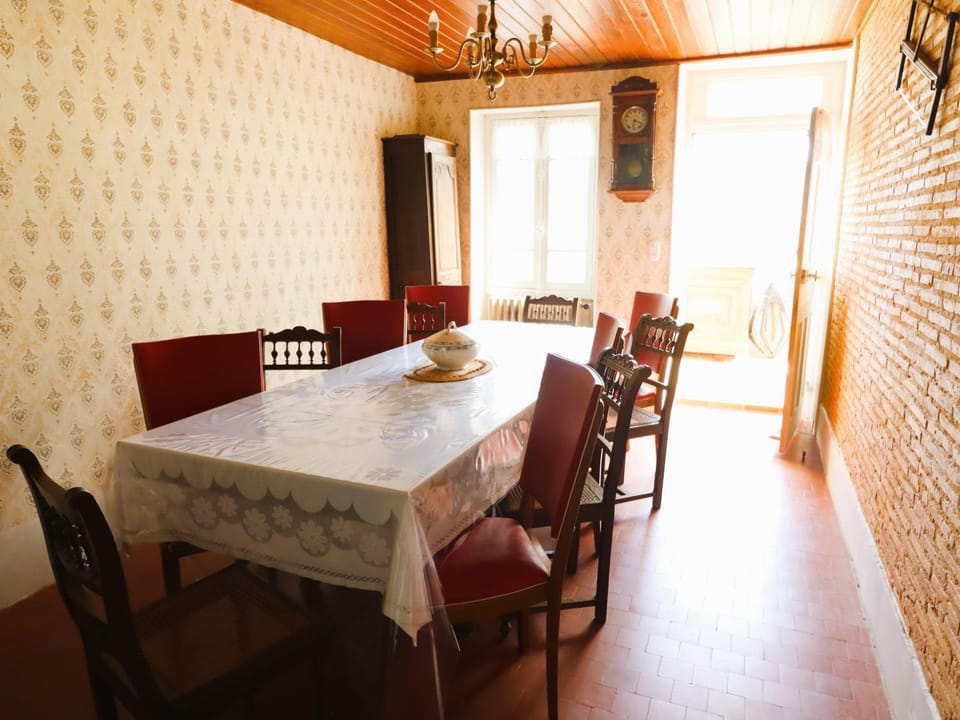 Banquet/Function facilities, Dining area
