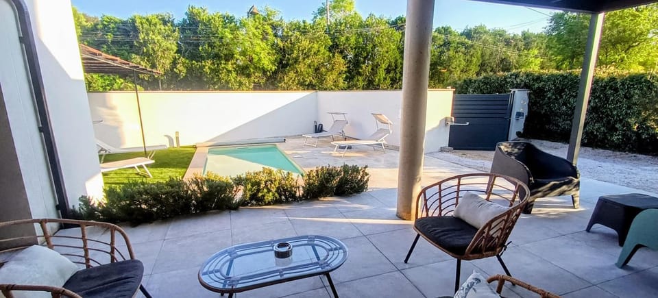 Patio, Garden, Garden, Balcony/Terrace, Swimming pool