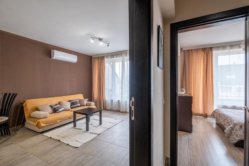 Bed, Living room, Seating area, Bedroom, air conditioner