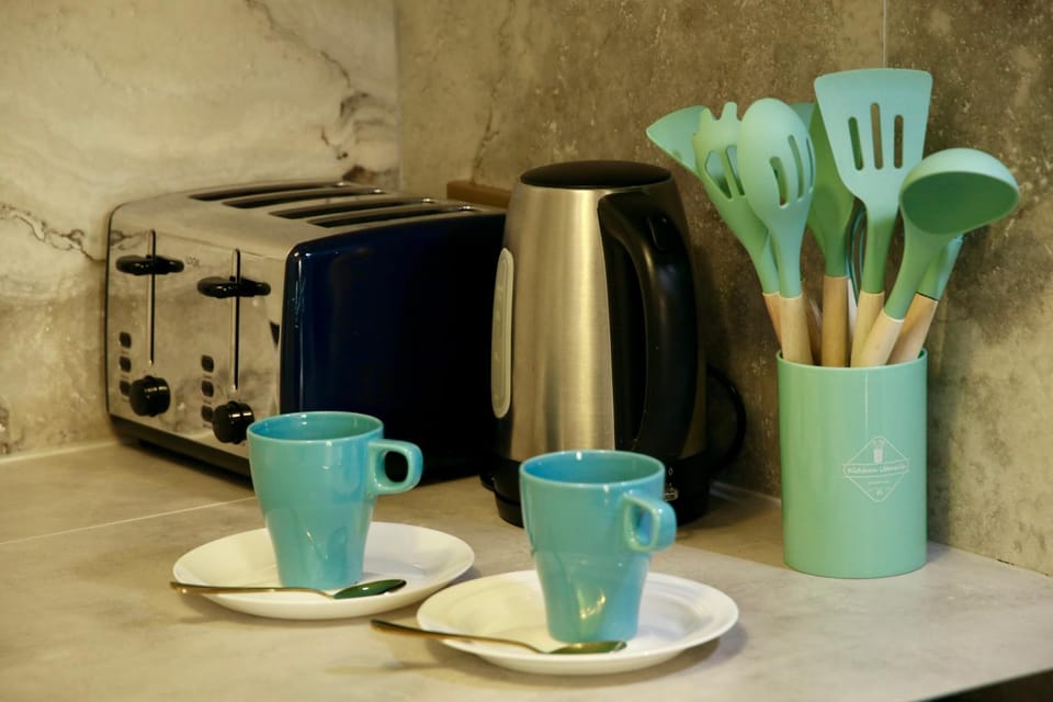 Coffee/tea facilities, Kitchen or kitchenette, toaster