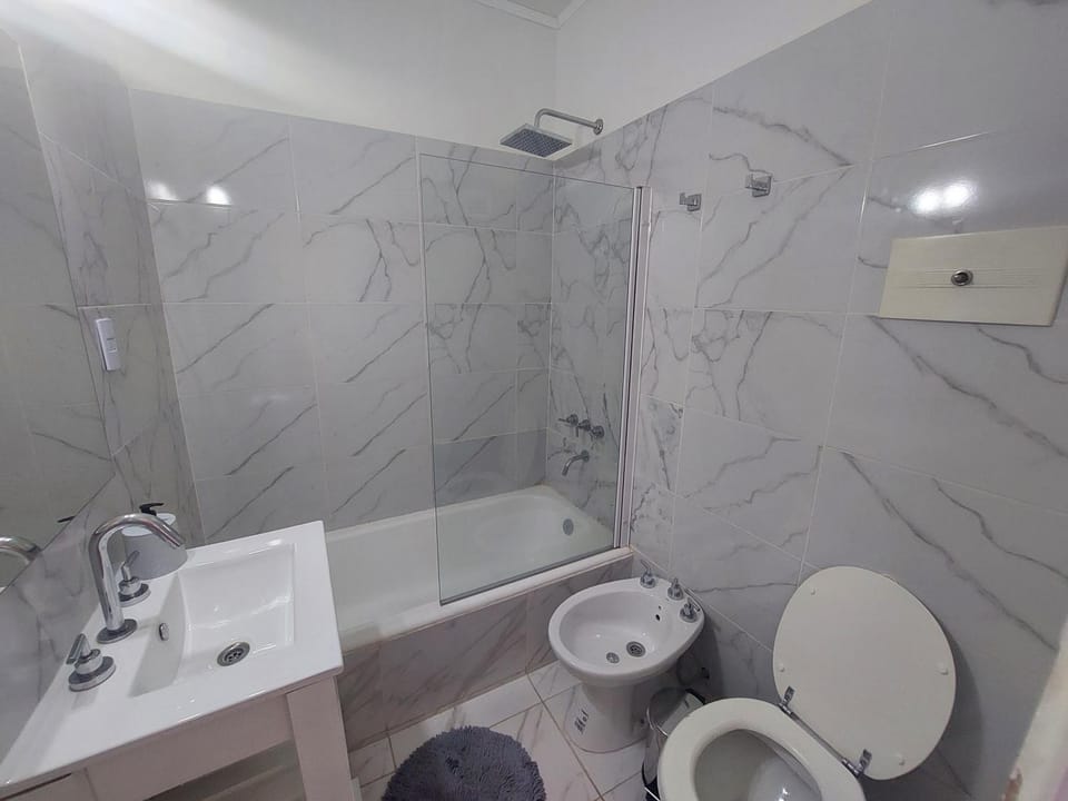 Bathroom, towels