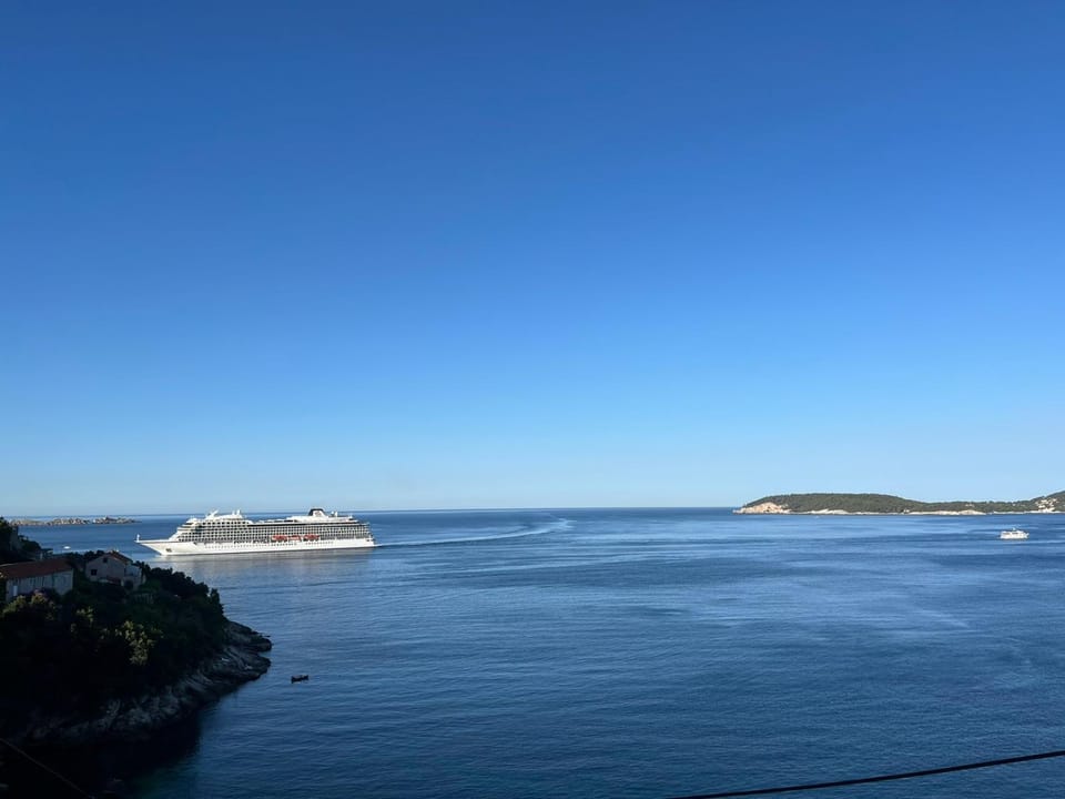 Day, Sea view
