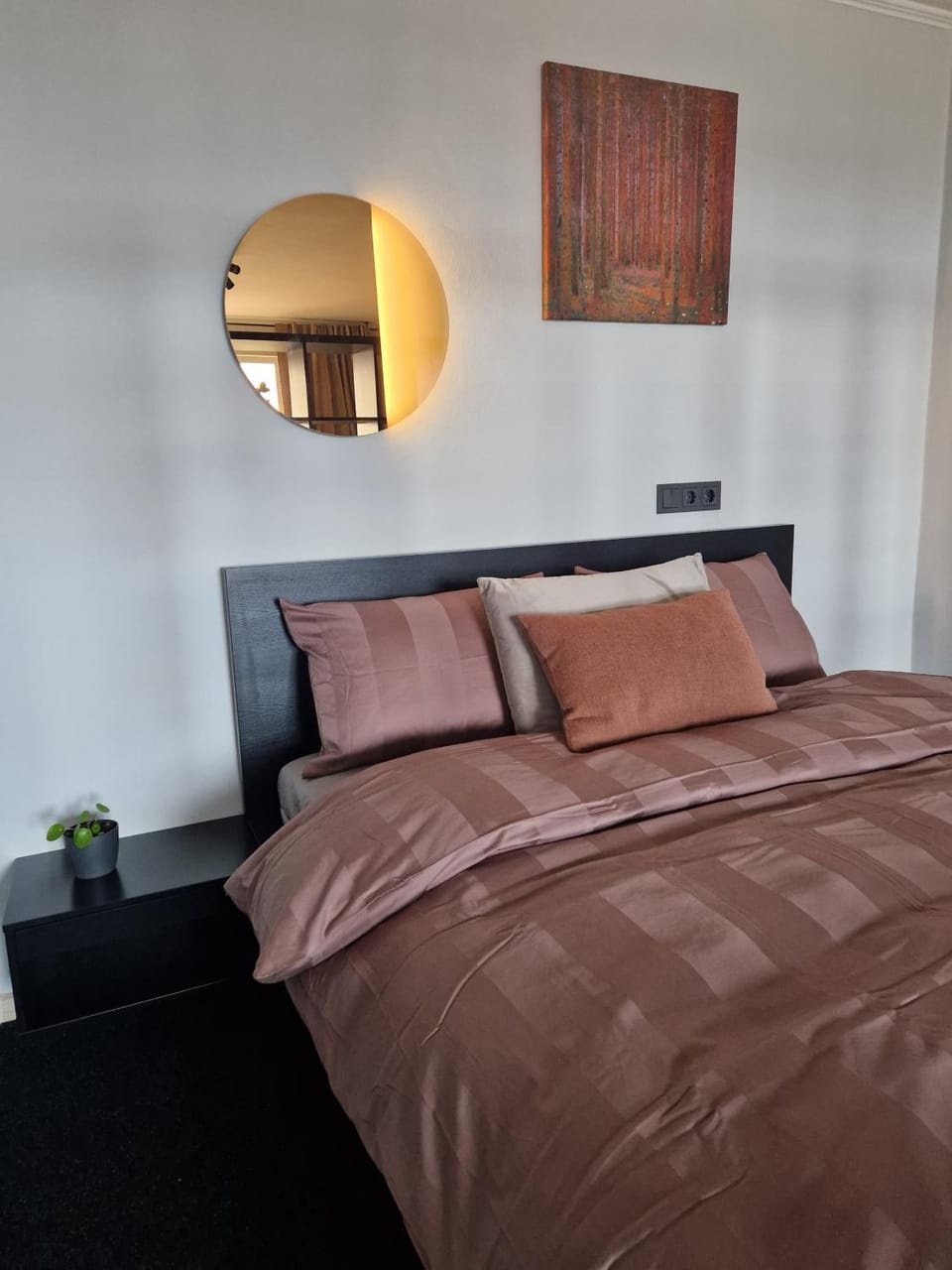Bed, Bedroom