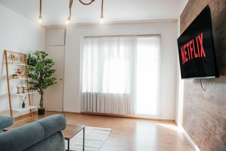 bright & grey - Netflix - City - Wifi - 4 Person Apartment in Essen