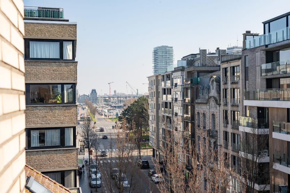 View (from property/room), City view