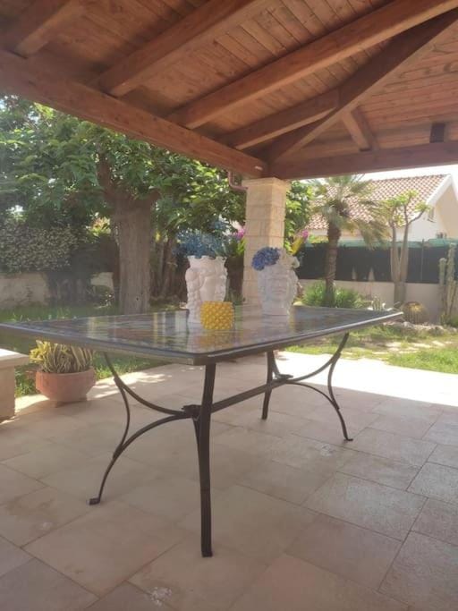 Villino Sikelos Casuzze House in Sicily