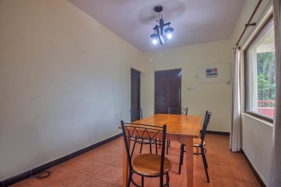 Hilltop 3BHK Villa With Swimming Pool Near Candolim Villa in Goa, India