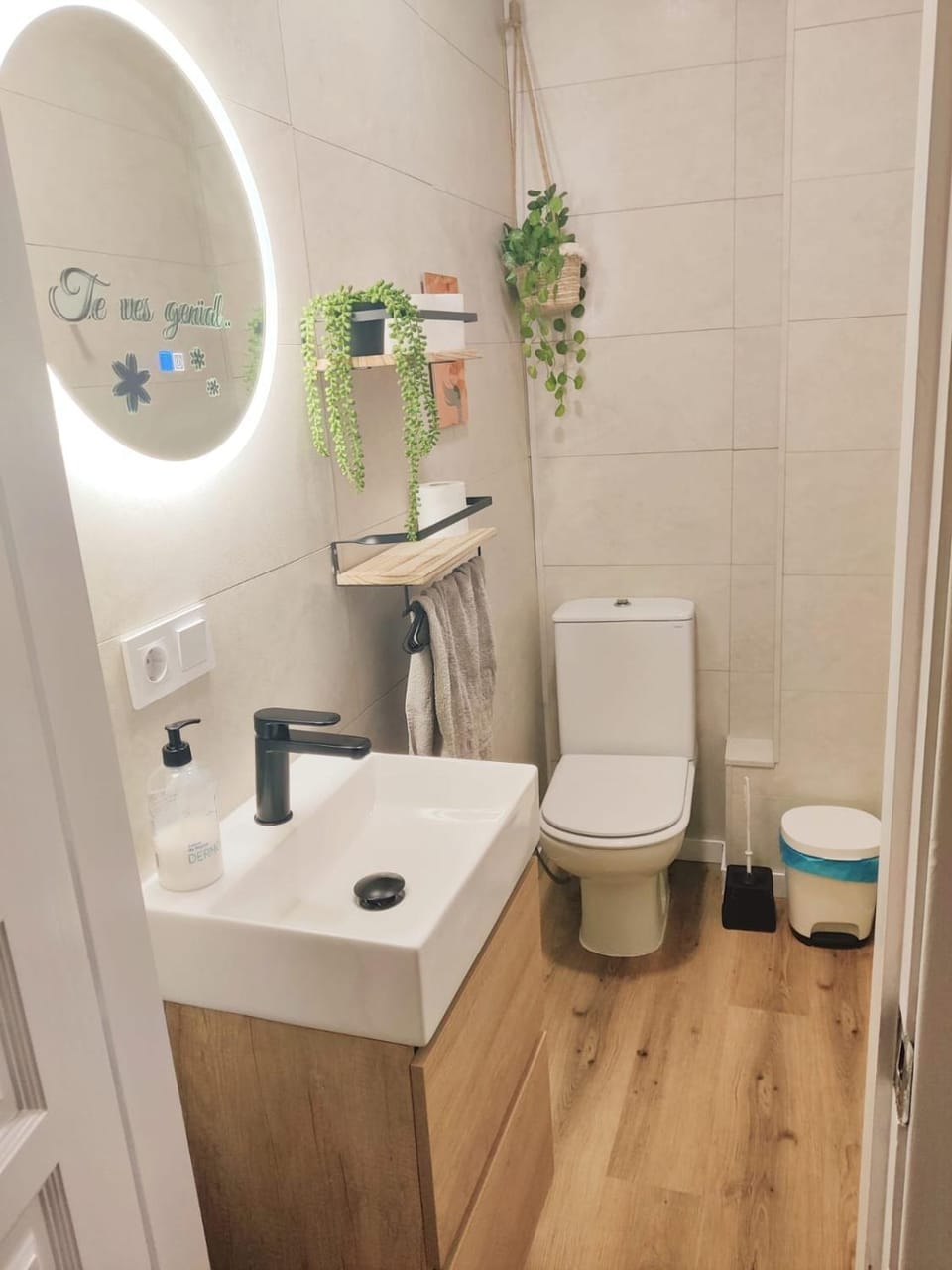 Toilet, Bathroom