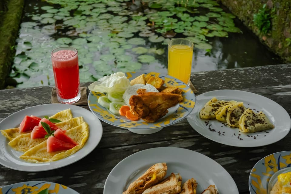 Restaurant/places to eat, Food and drinks, Food, Breakfast, Lunch, Drinks