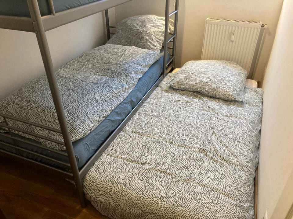 bunk bed