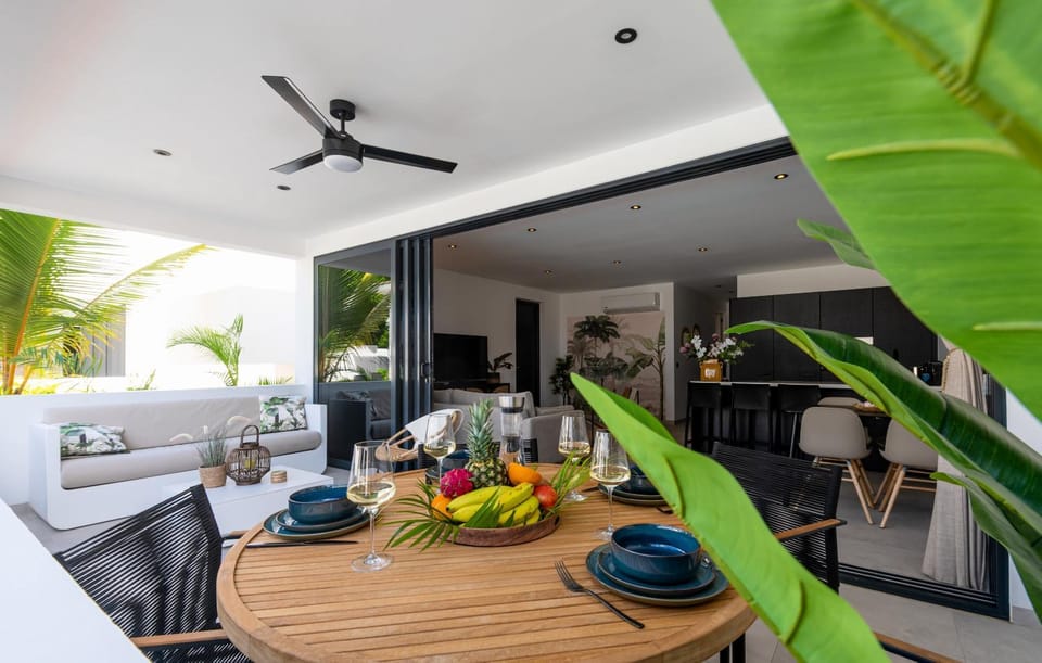 Patio, Balcony/Terrace, Dining area