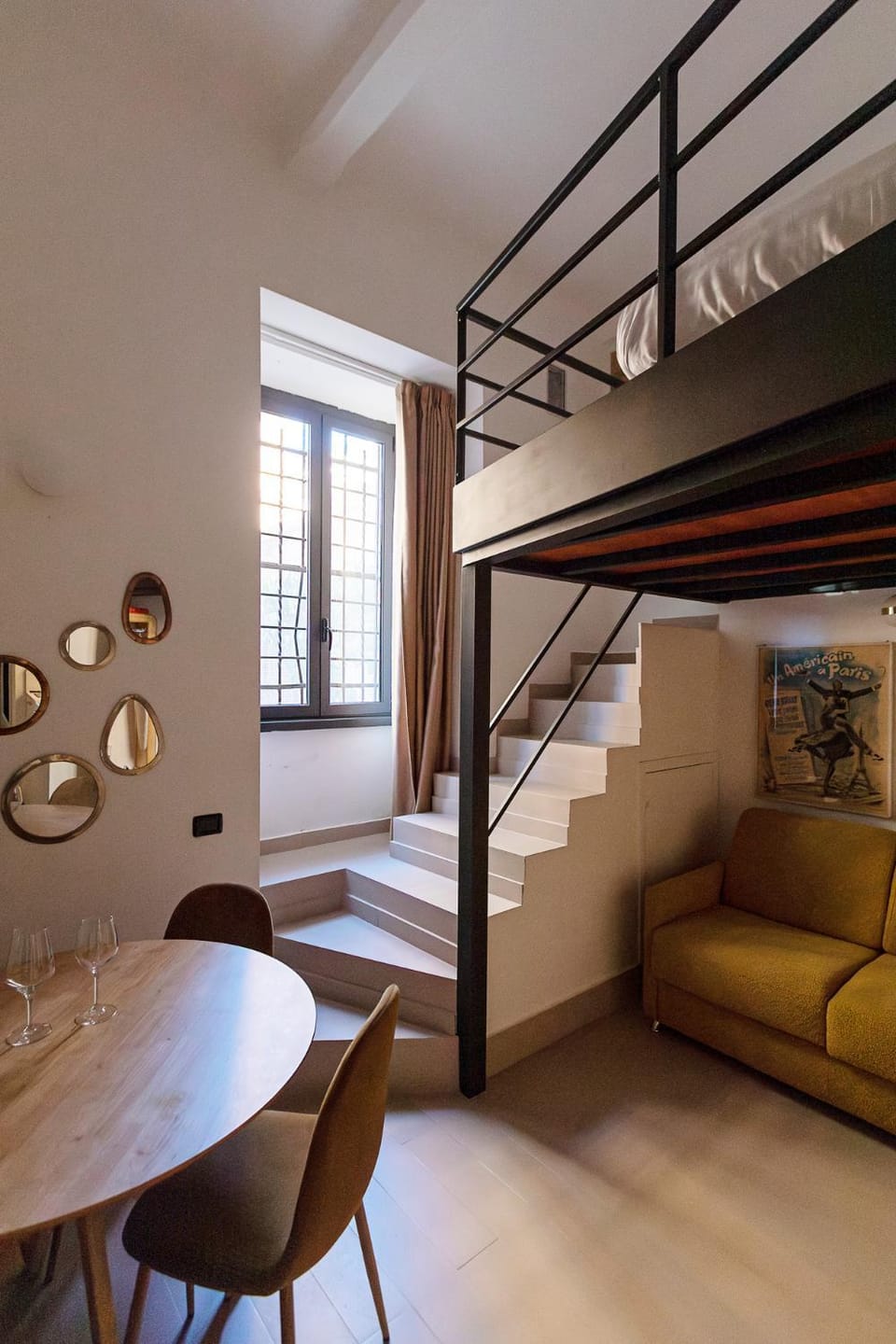 Bed, Living room, Photo of the whole room, Seating area, Bedroom