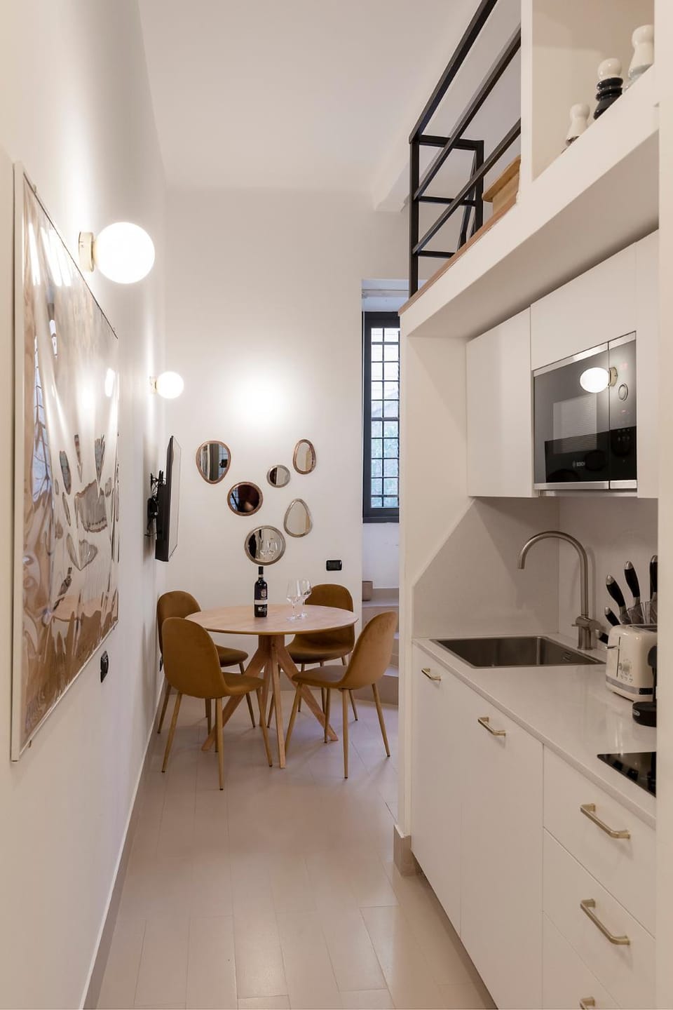 TV and multimedia, Kitchen or kitchenette, Dining area, minibar, stove