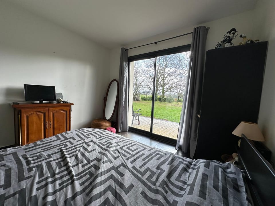 chambre équipée Vacation rental in Nouvelle-Aquitaine