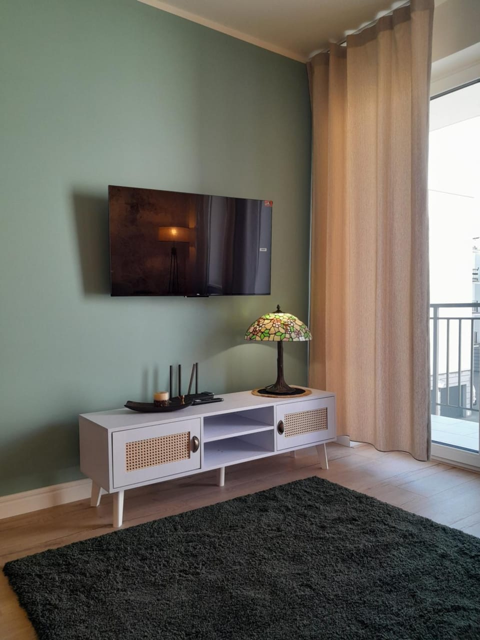 Malachite Green Apartment Apartment in Poland