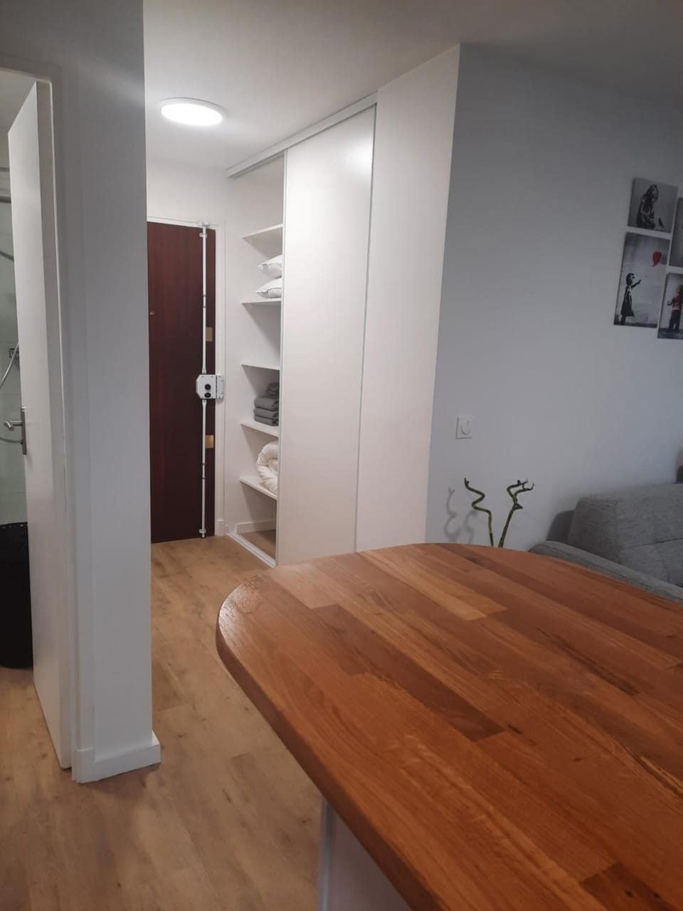 beau studio Apartment in Paris