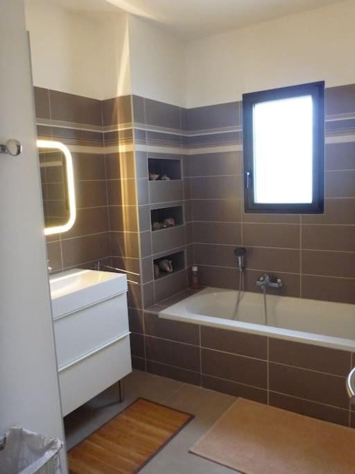 3 bedrooms new house with heated swimming pool Villa in Carpentras