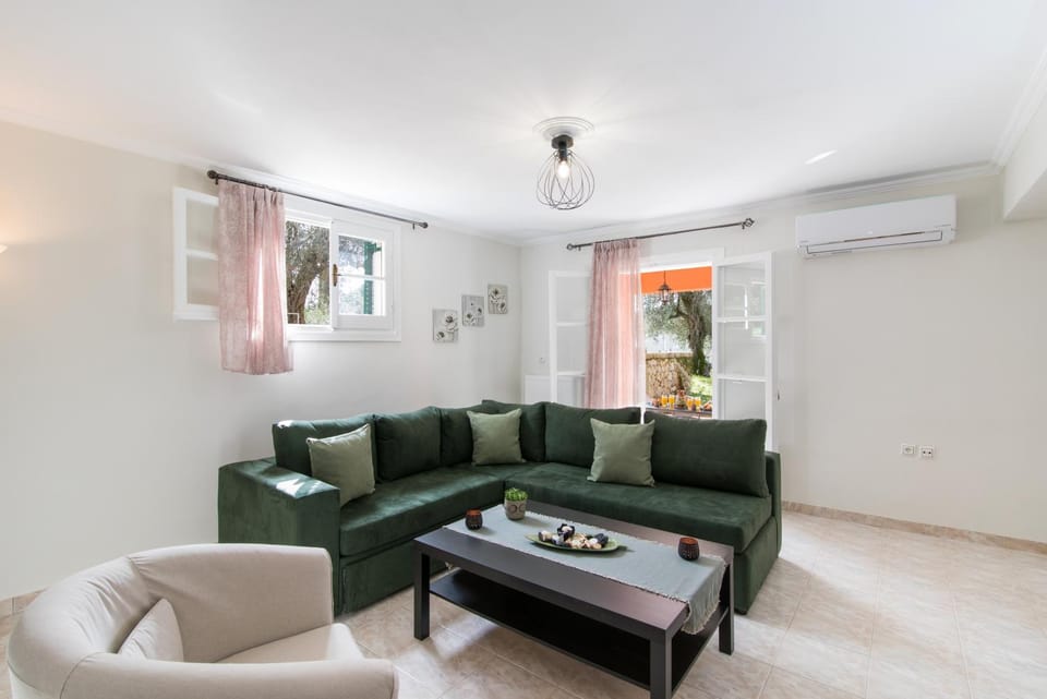 Spiros Holidays House Apartment in Corfu, Greece