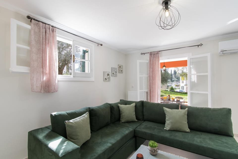Spiros Holidays House Apartment in Corfu, Greece