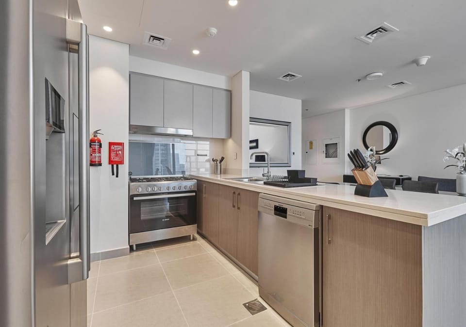 Kitchen or kitchenette, dishwasher, minibar, oven, pet friendly, stove, toaster
