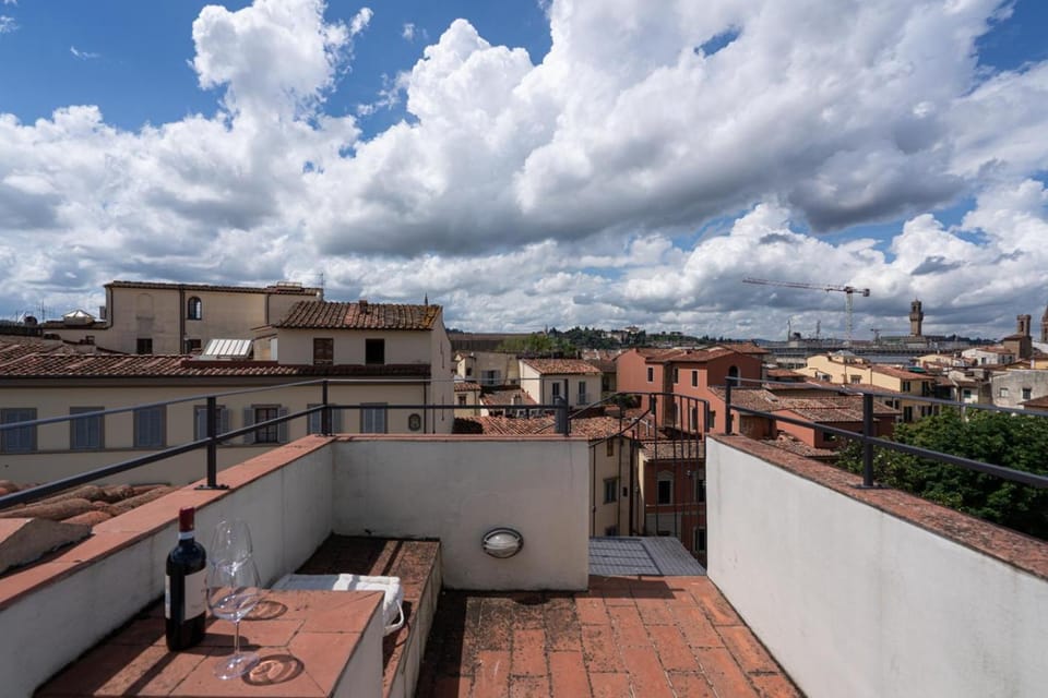 Puccini Apartment With Terrace Apartment in Florence