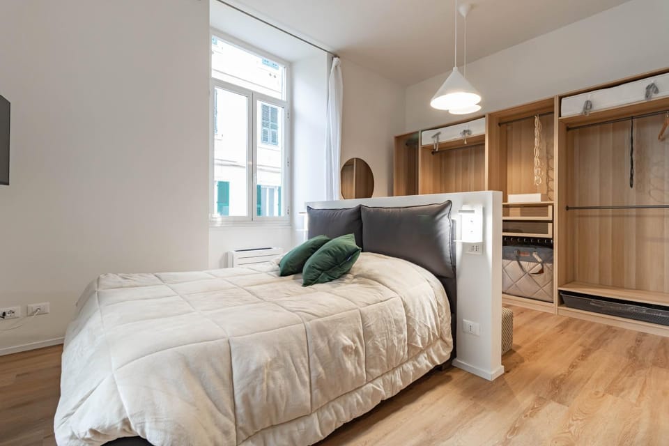 Bed, Photo of the whole room, Bedroom, wardrobe