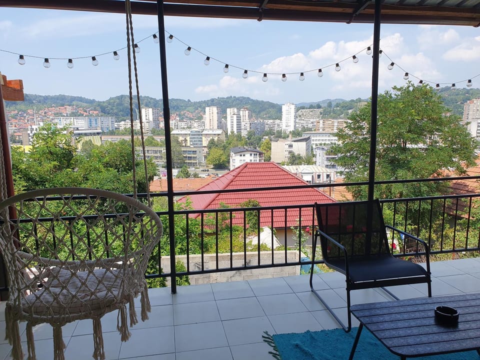 Balcony/Terrace, City view, Entertainment
