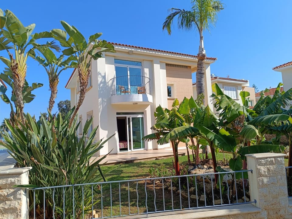 Property building, Garden, Garden