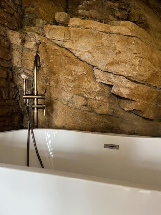 Bathroom, Bath