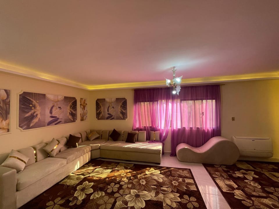 Adam McDonald's Abbas Al Aqqad Hotel Apartment in Cairo Governorate