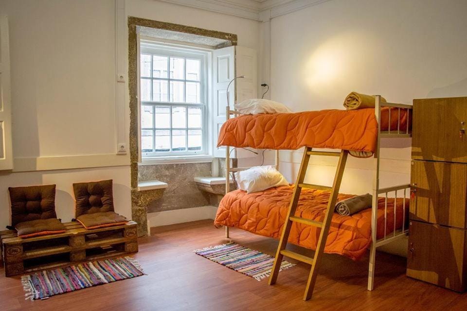 bunk bed