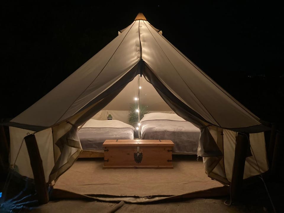 Glamping 3 Idiomas Luxury tent in Baja California Sur