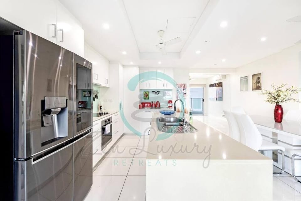 ZEN Tree Blossom: 3-BR Luxury Apt Near Waterfront Apartment in Darwin
