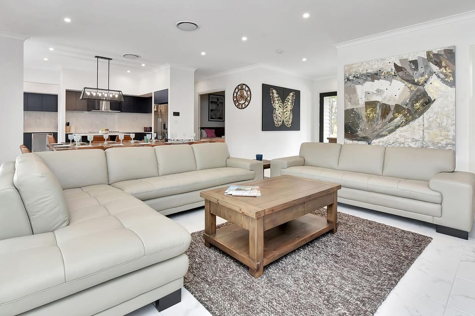Tranquil Vista Luxury Estate - Your Ultimate Weekend Haven House in New South Wales