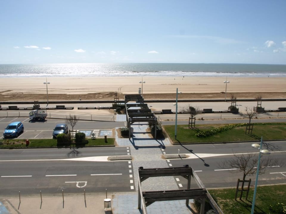 Appartement confortable à Saint-Jean-de-Monts pour 5 pers, face à la mer - FR-1-323-340 Apartment in Saint-Jean-de-Monts