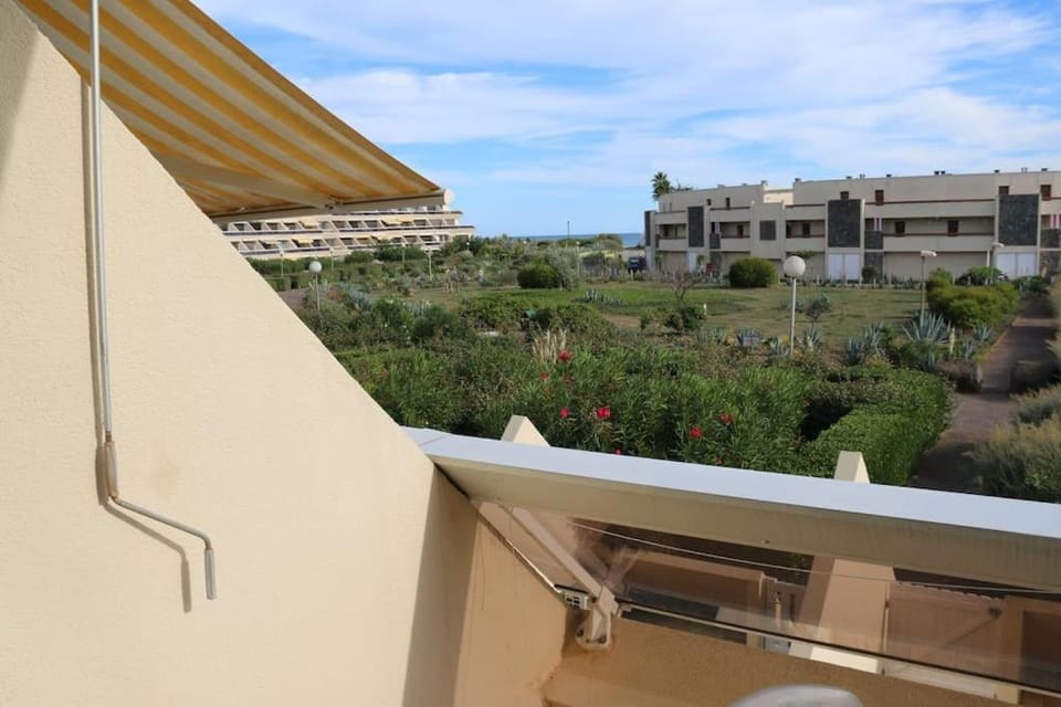 Studio 14, Héliopolis J village naturiste Apartment in Agde