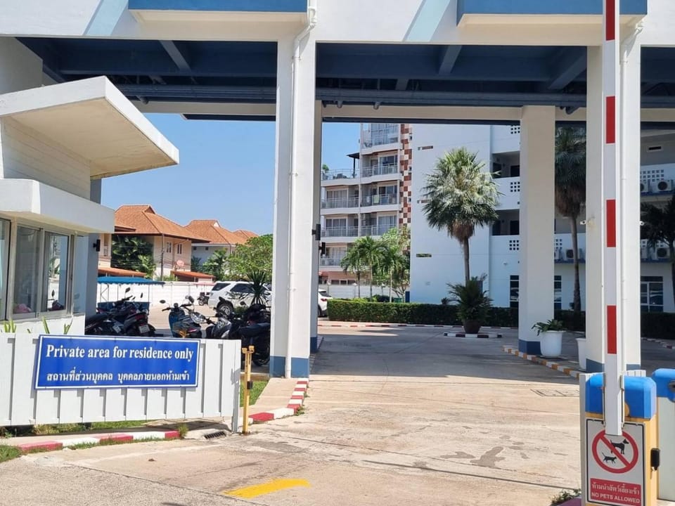 Grandblue condominium 205 Apartment in Chon Buri Changwat