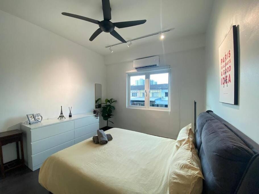 Modern Cozy House 4 ROOM 10pax@Bukit Mertajam House in Penang