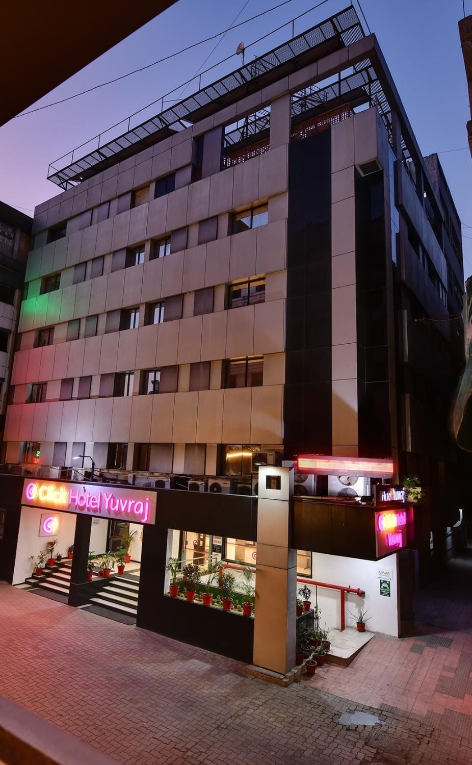 Property building, Night, Location