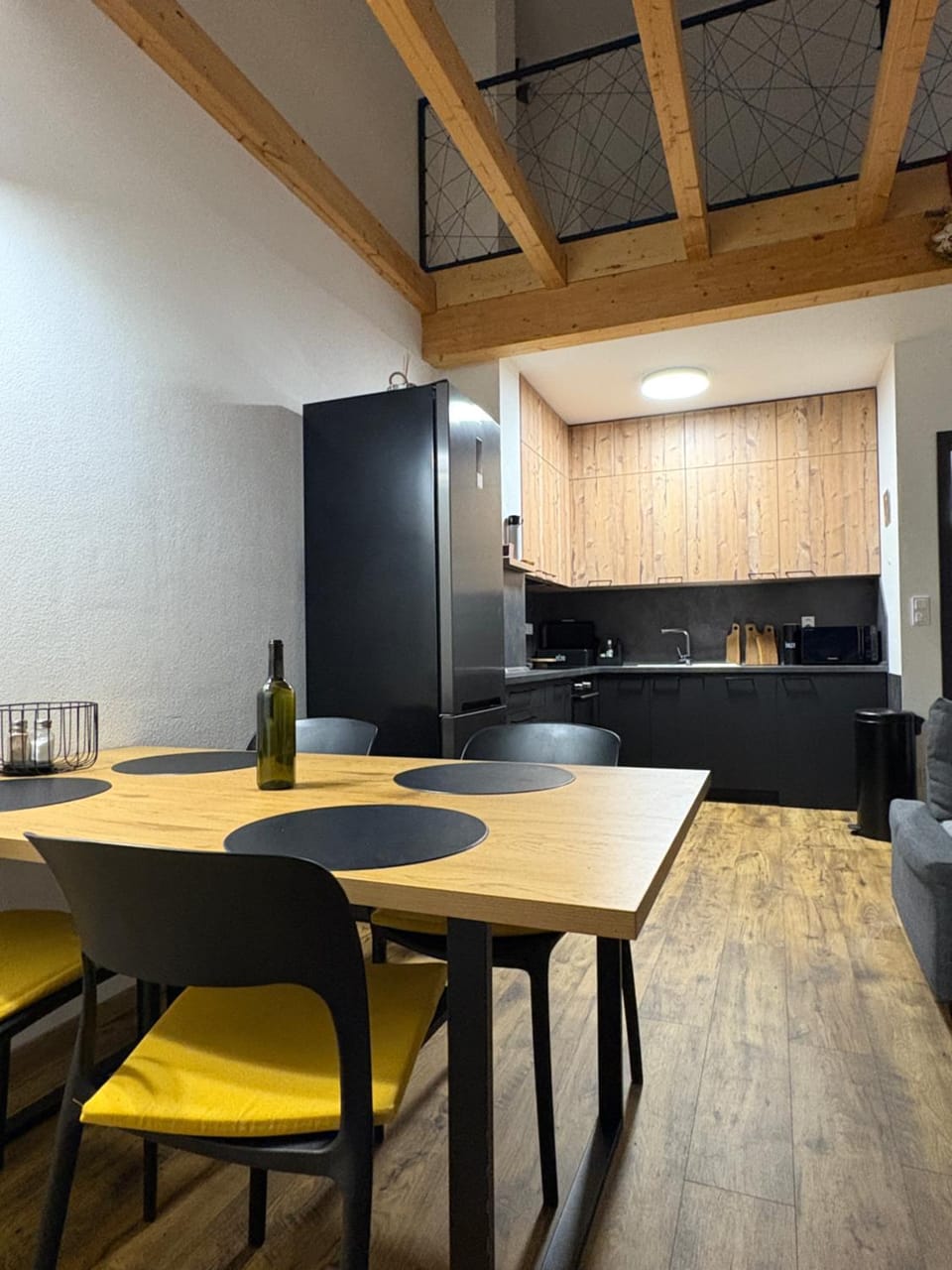 Kitchen or kitchenette, Dining area, pet friendly