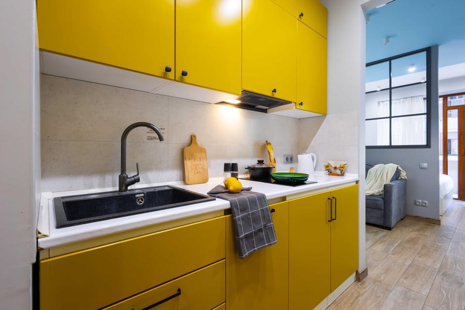 Kitchen or kitchenette