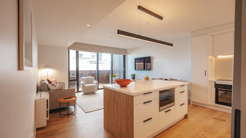 Kitchen or kitchenette, Living room