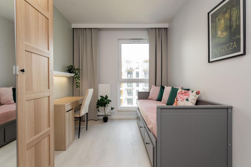 Premium Green Tea Apartment Herbu Oksza Apartment in Warsaw