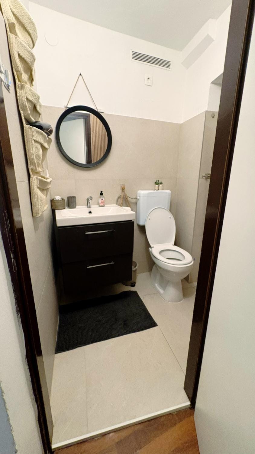 Toilet, Bathroom