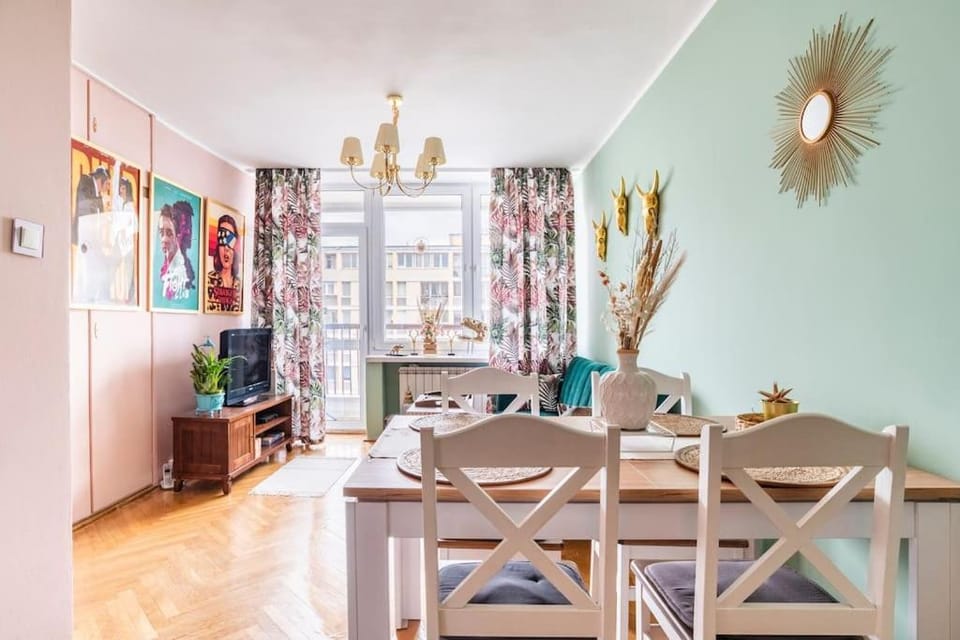 Boho Chic City Center Apartment in Warsaw