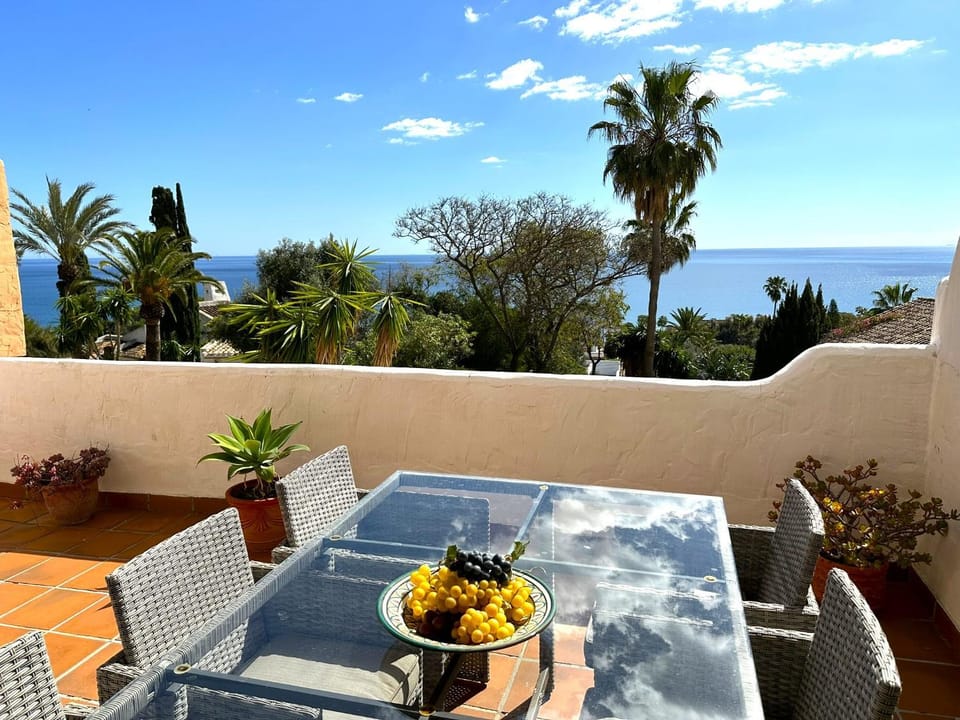 View (from property/room), Balcony/Terrace, Sea view