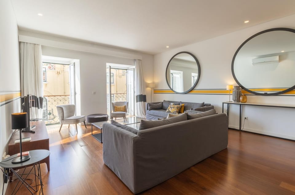 Living room, Seating area, internet, air conditioner